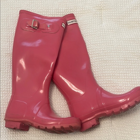 Hunter Pink Tall Glossy Winter Rain Boots - Picture 1 of 4